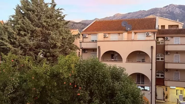 Apartments Kralj S Budvoje — biudžetinės atostogos Juodkalnijoje