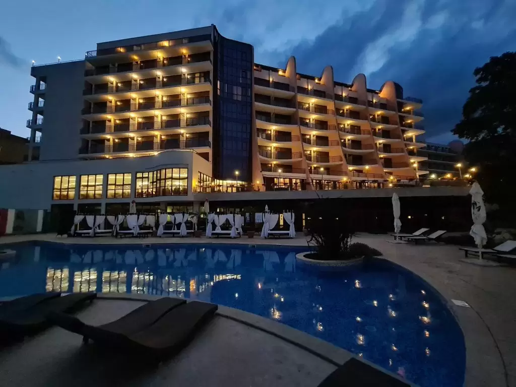Apollo Spa Resort Varna – atostogos Bulgarijoje su „viskas įskaičiuota“ maitinimu