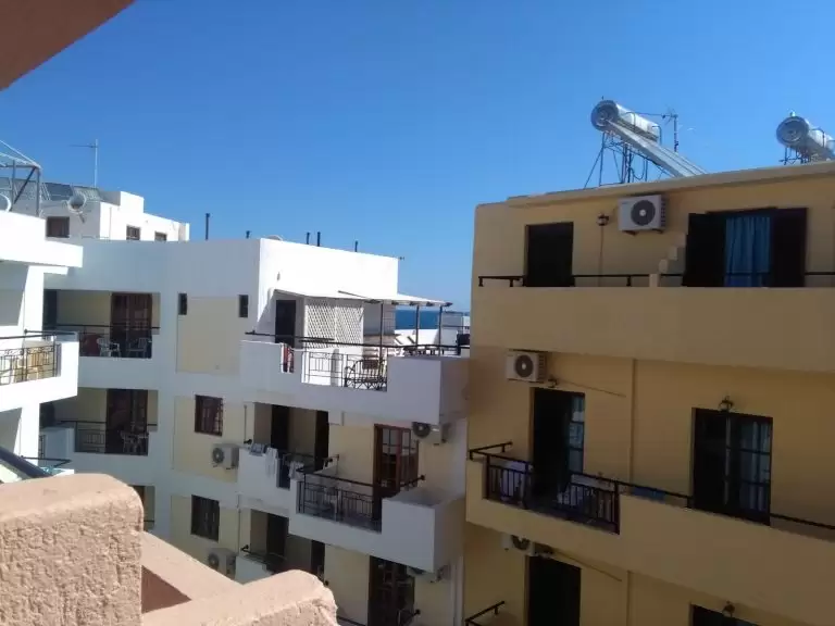 Cleopatra Apartments Heraklionas — jaukios atostogos Kretoje