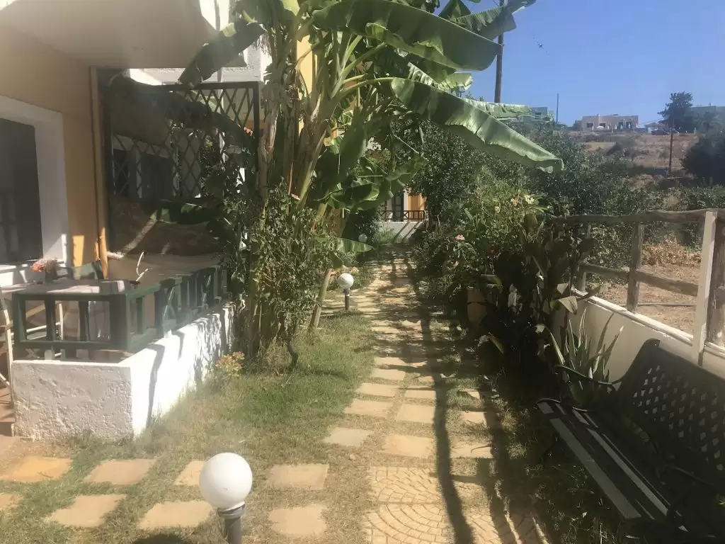 DIOSKOUROI APARTMENTS — <a href=