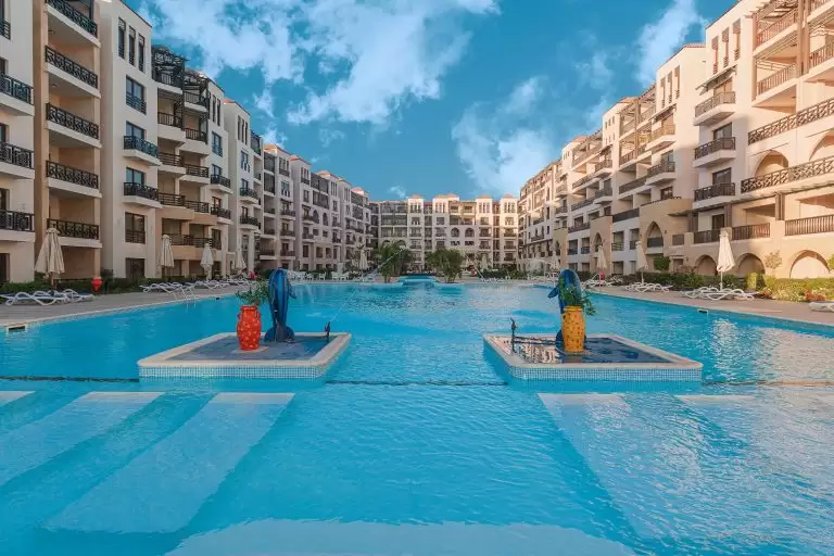 Gravity Hotel and Aqua Park Hurgadoje – poilsis Egipte