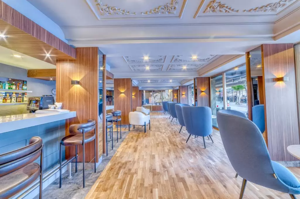 NUMA PORT HOTEL — <a href=