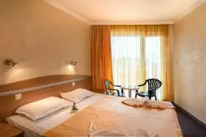 Zeus — Bulgarija, Burgasas nuotrauka