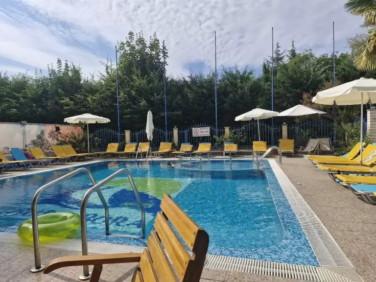 Bora Bora — Bulgarija, Saulėtas krantas nuotrauka