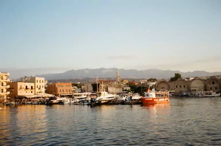Kelionė į Chania: DUK ir praktiniai patarimai
