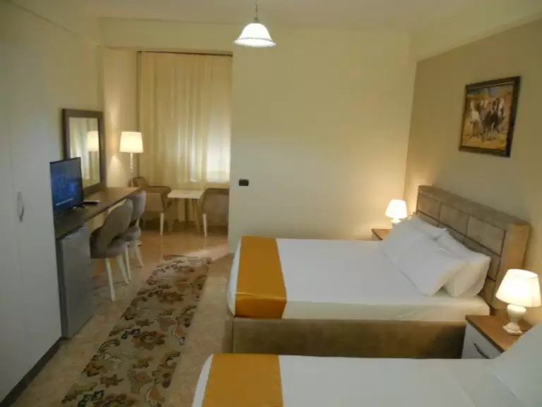Onorato — Albanija, Vlore nuotrauka