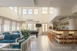 CENTRAL HERSONISSOS HOTEL — Graikija, Heraklionas nuotrauka