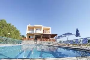 DANAOS BEACH APARTMENTS Chanijoje — poilsinės atostogos Kretoje