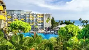 SENZA Grand Santana Alanijoje – UAI atostogos nuo 554€