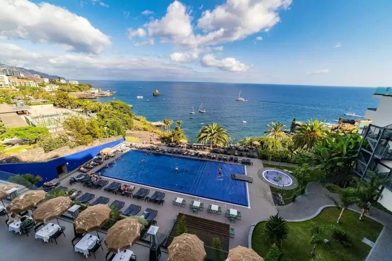 BAIA AZUL – Portugalija, Madeira atostogos