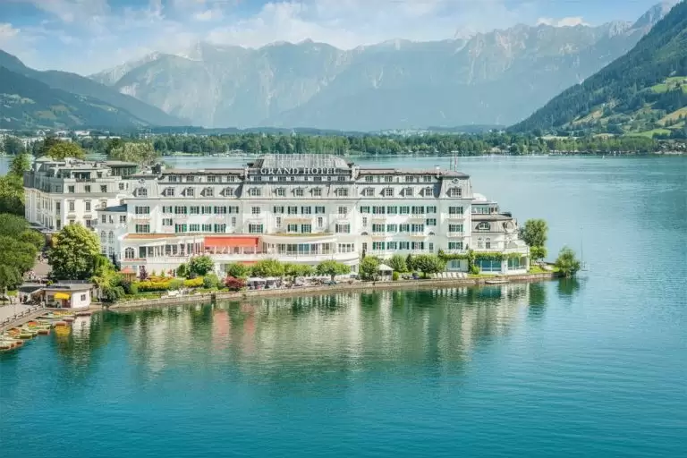 GRAND HOTEL ZELL AM SEE — Austrija, Zell Am See nuotrauka