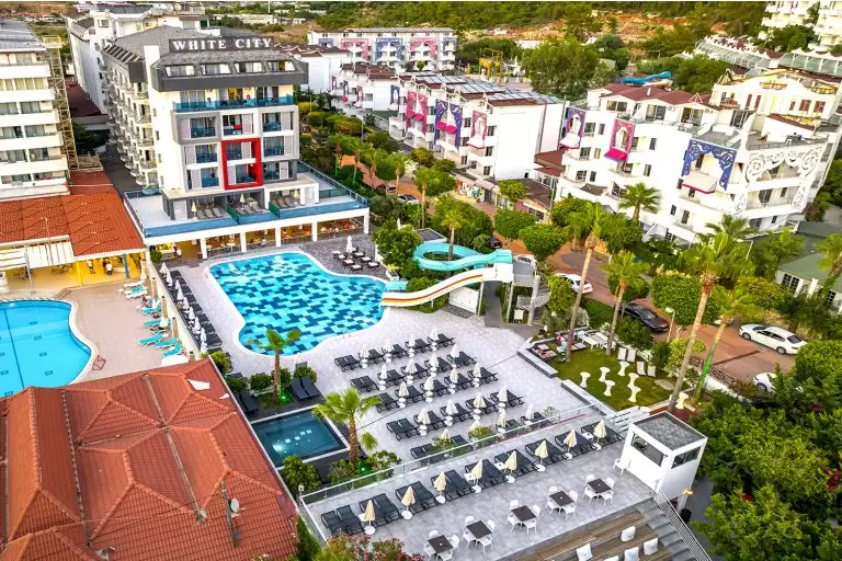 White City Beach Hotel (Adults Only 16+) Alanijoje: atostogos