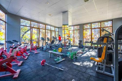 Long Beach Club Nature gym